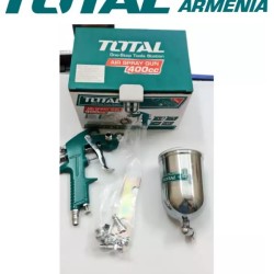 Paint spray gun with top tank 