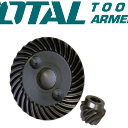 Big gear (32 teeth) / small gear (9 teeth)