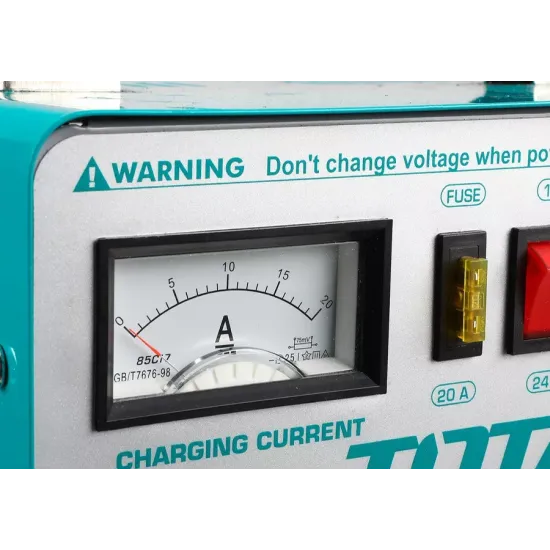 Battery charger 12 / 24V