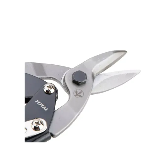 Metal shears with straight cut