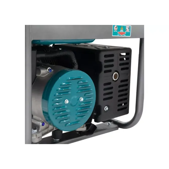 Gasoline generator 3000 W  