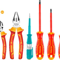 A set of dielectric tools up to 1000V 6pcs.
